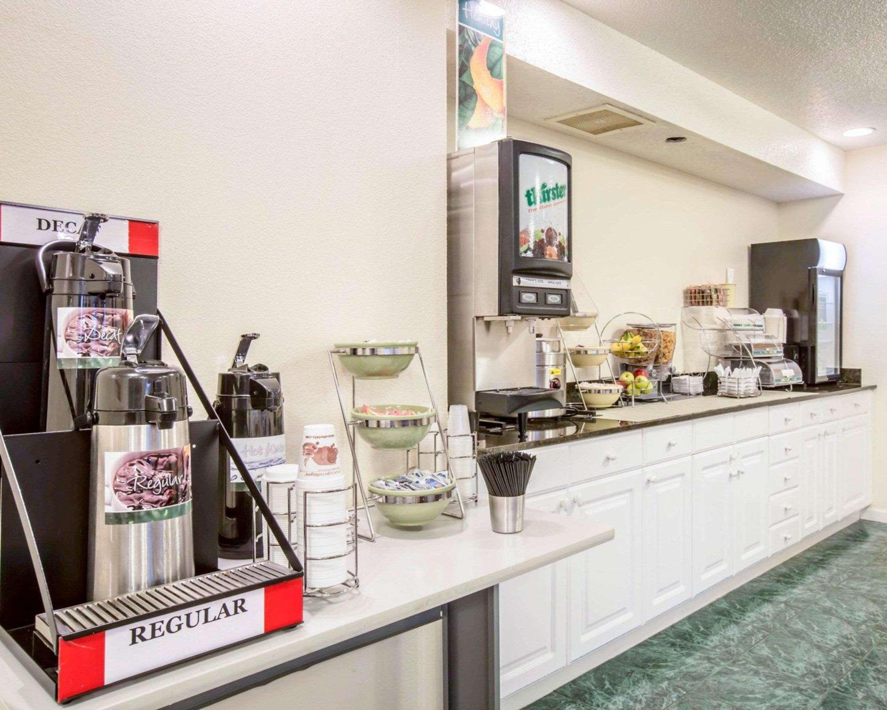 Quality Inn Andrews Bagian luar foto