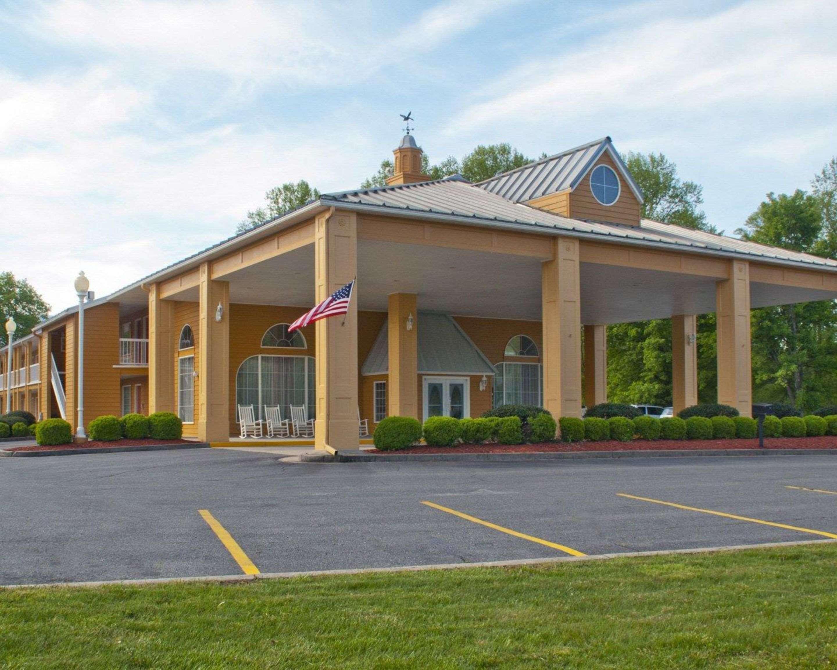 Quality Inn Andrews Bagian luar foto